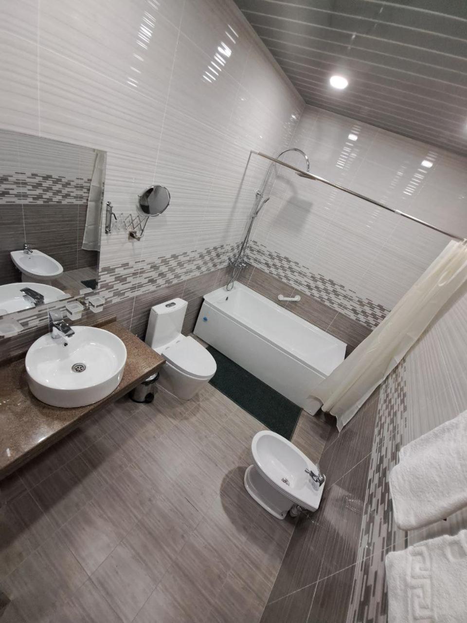 Caravan Plaza Inn Boutique Buchara Exterior foto